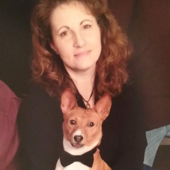 Meet your Posher, Lisa Marie - Picture 5 of 5